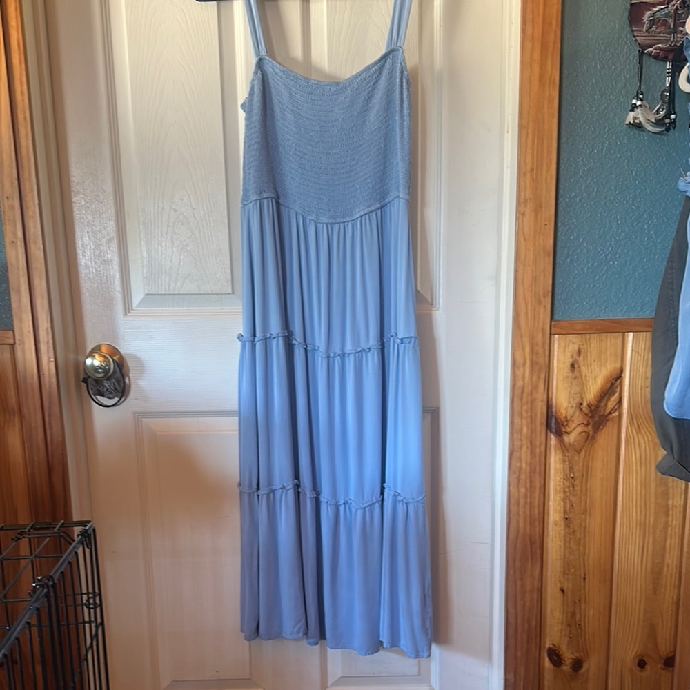 Elegant Blue Sleeveless Dress